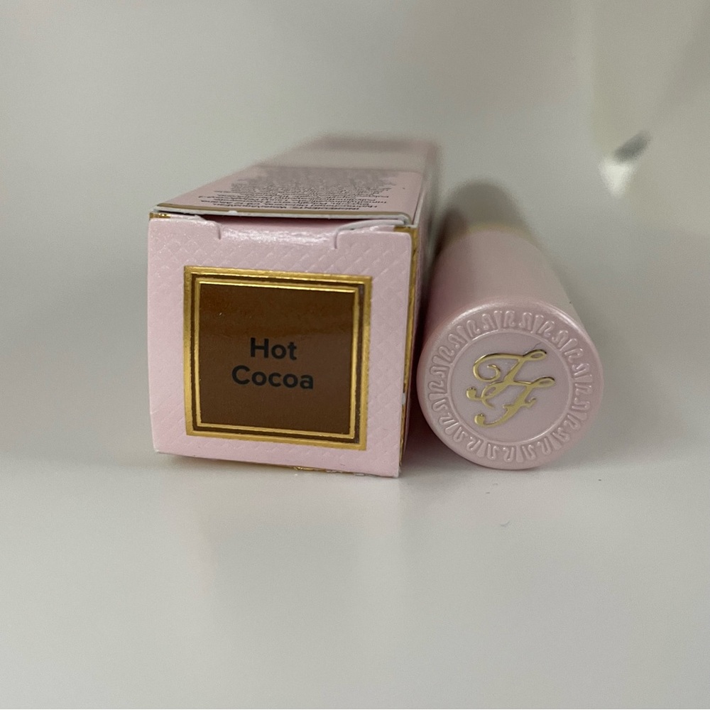 NEW Too Faced Born This Way Ethereal Light Illuminating Concealer- Hot Cocoa